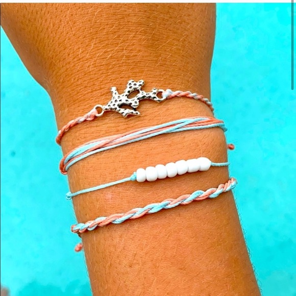 🌻Beautiful Adjustable Coral Bracelet Set🌻 - Picture 5 of 7